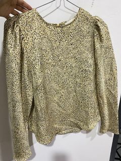 (Category: ) located in . Submitted by preloved_4all (Listing ID 1162519081, Image 1). Description: .