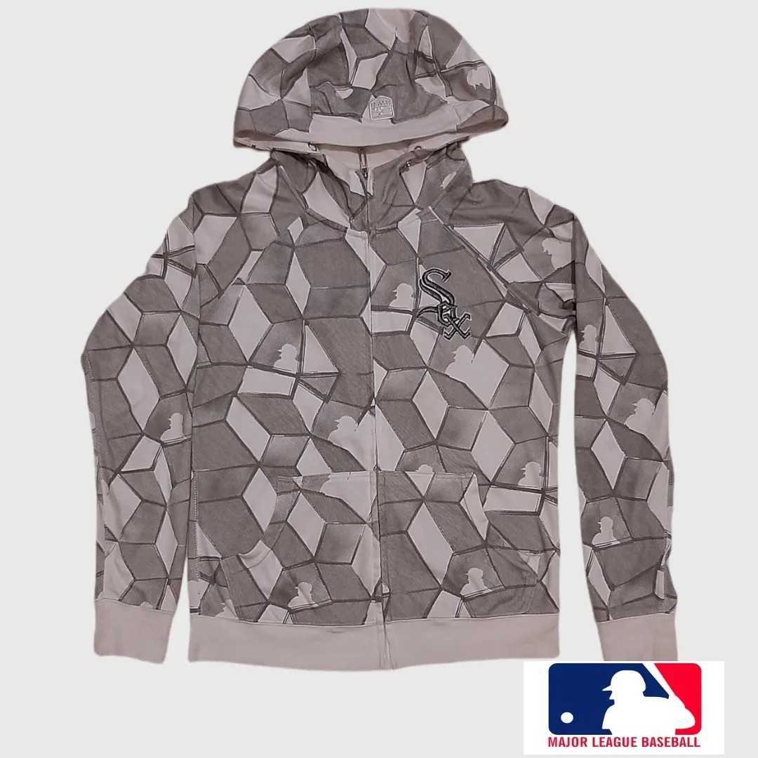 Lids San Francisco Giants New Era Womens 2022 MLB Armed Forces Day Camo  FullZip Hoodie  Green  Brazos Mall