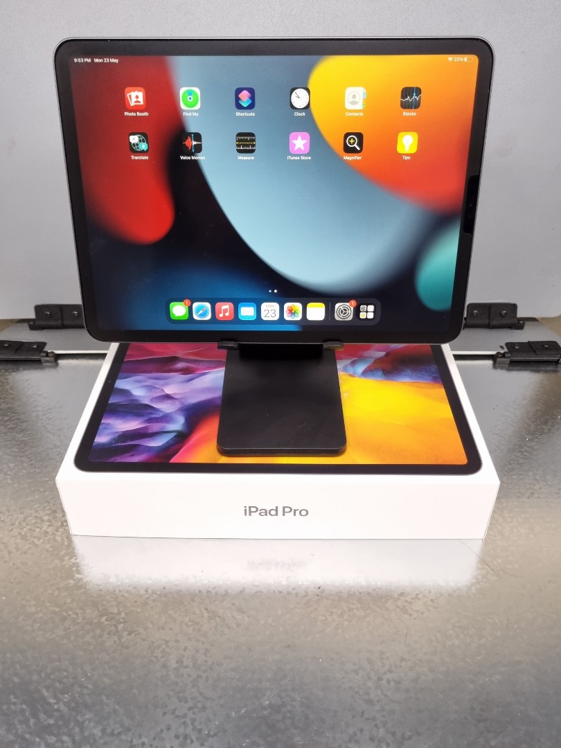 Ipad Pro (2nd Gen) (2020) (128GB) 10/10 Condition Full Box Set, Mobile