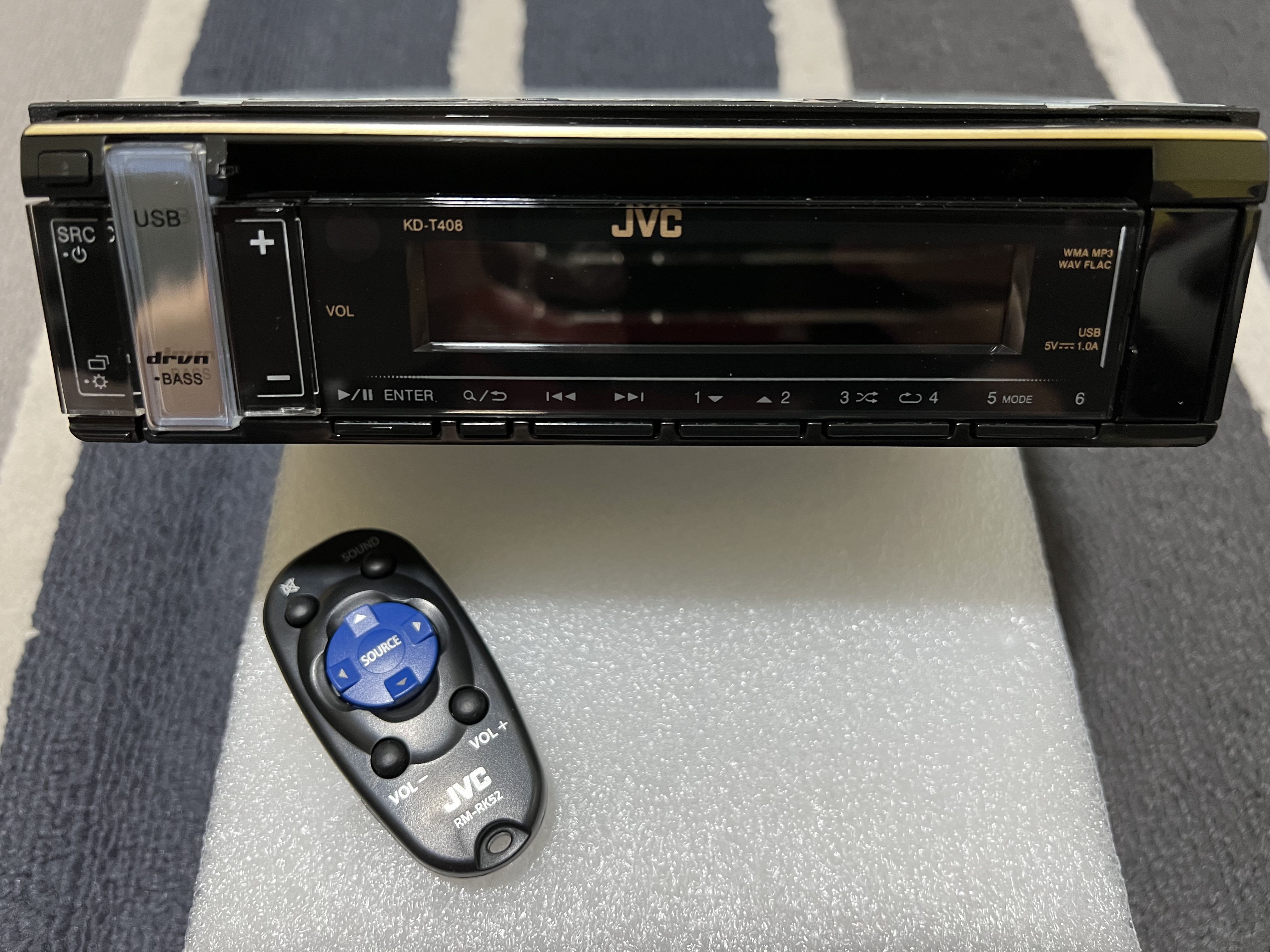 JVC CD Receiver KDT408, Car Accessories, Accessories on Carousell