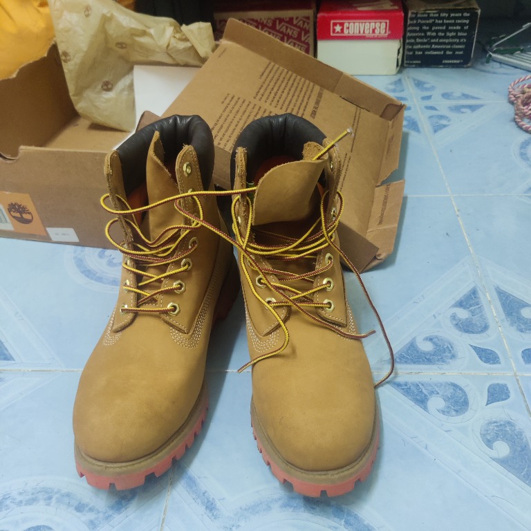 Kasut deals boot timberland