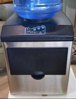Kogan 22kg 2-in-1 Commercial Ice Cube Maker and Water Dispenser