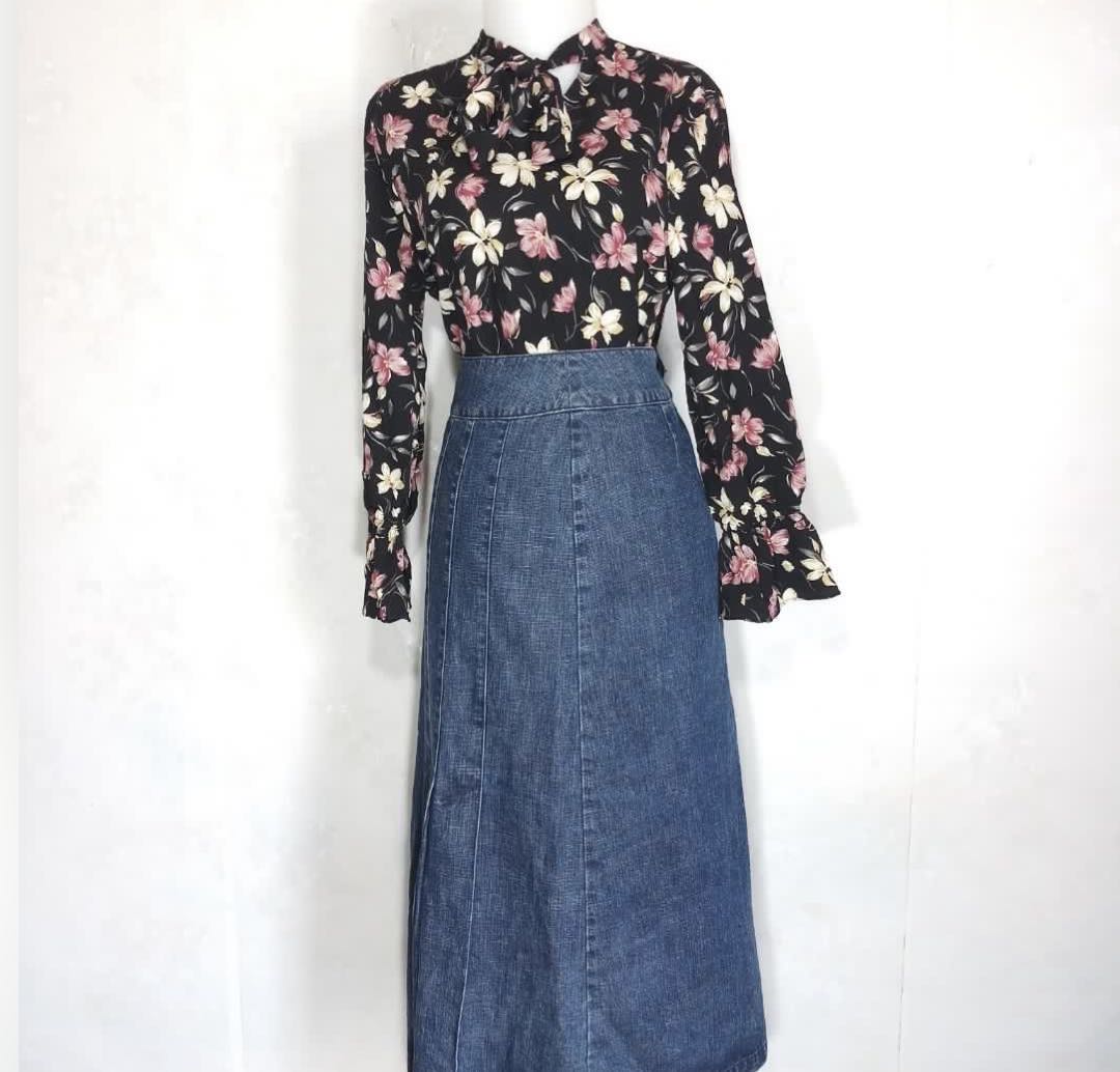 Laura ashley jeans skirt, Barang Mewah 