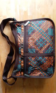 （分類：）位於 。 由 gb2088 提交（商品編號 1162544490，圖片 1）。簡介： 。