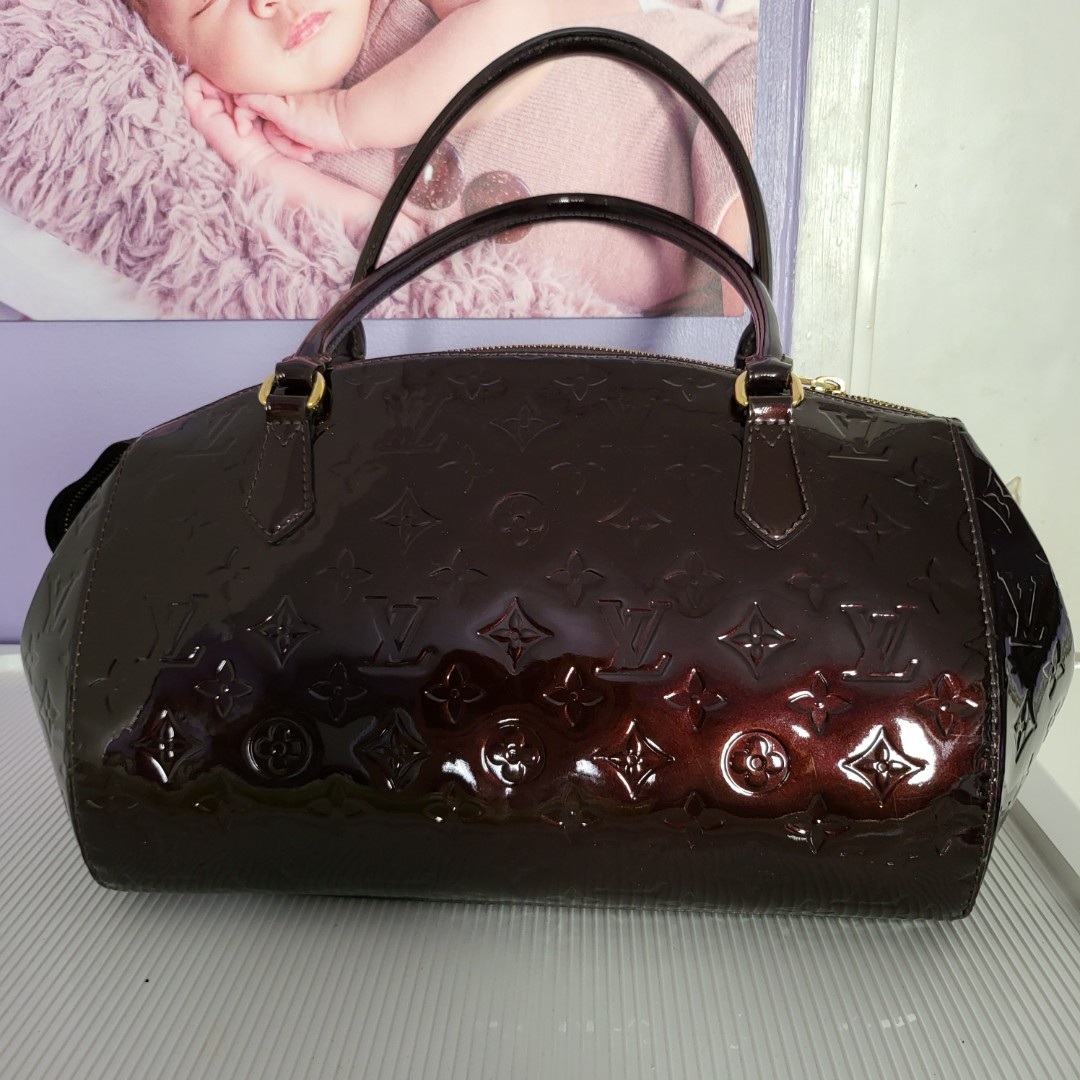 Louis Vuitton Sherwood PM Monogram Vernis Leather Amarante, Luxury, Bags &  Wallets on Carousell