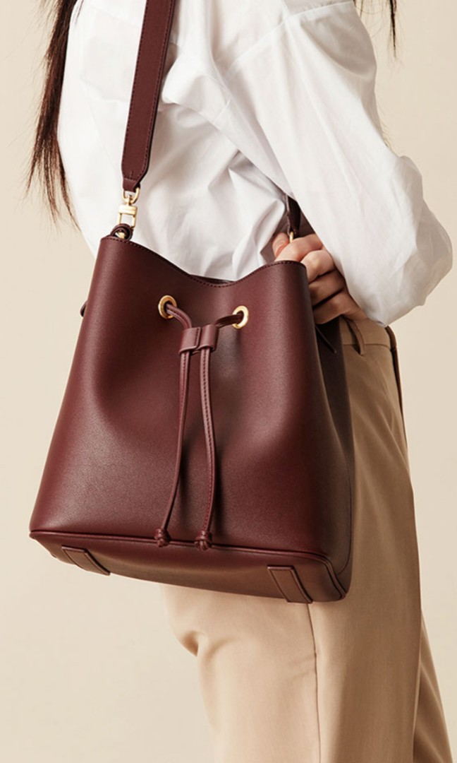 Marhen j sales bucket bag