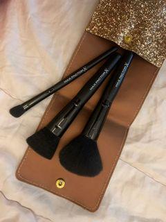 Max Factor makeup brush with glitter porch
