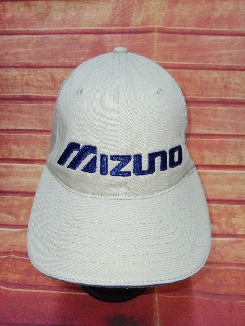 Mizuno Cap, Men's Fashion, Watches 