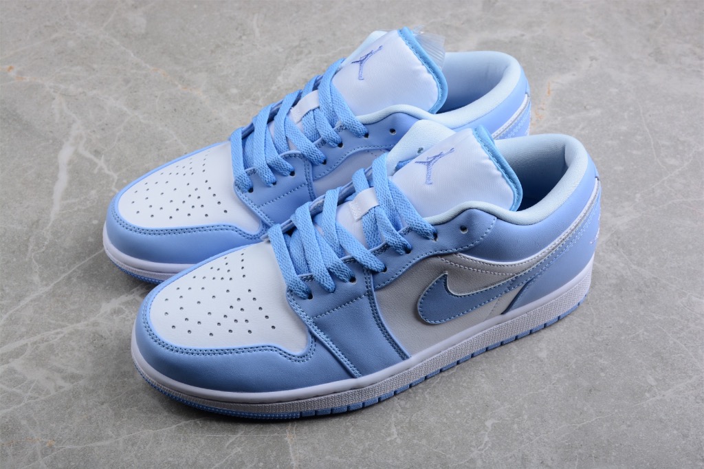 Baby blue new arrivals low jordan 1