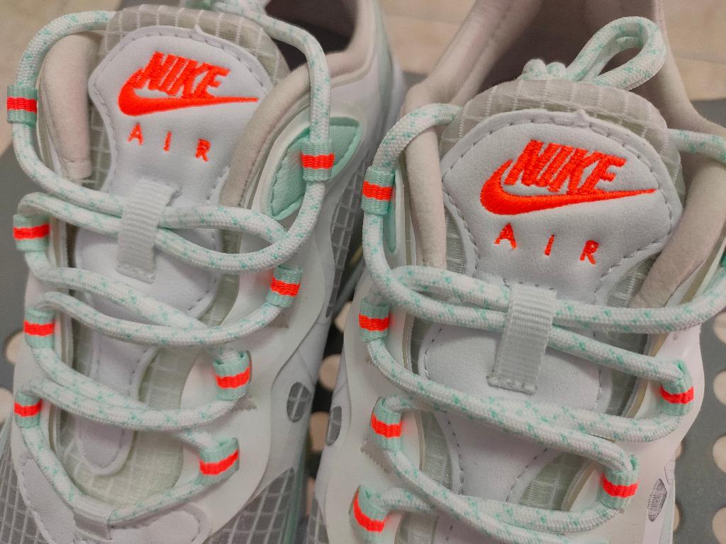Nike Air Max 270 React Special Edition Women Casual Shoe UK3.5