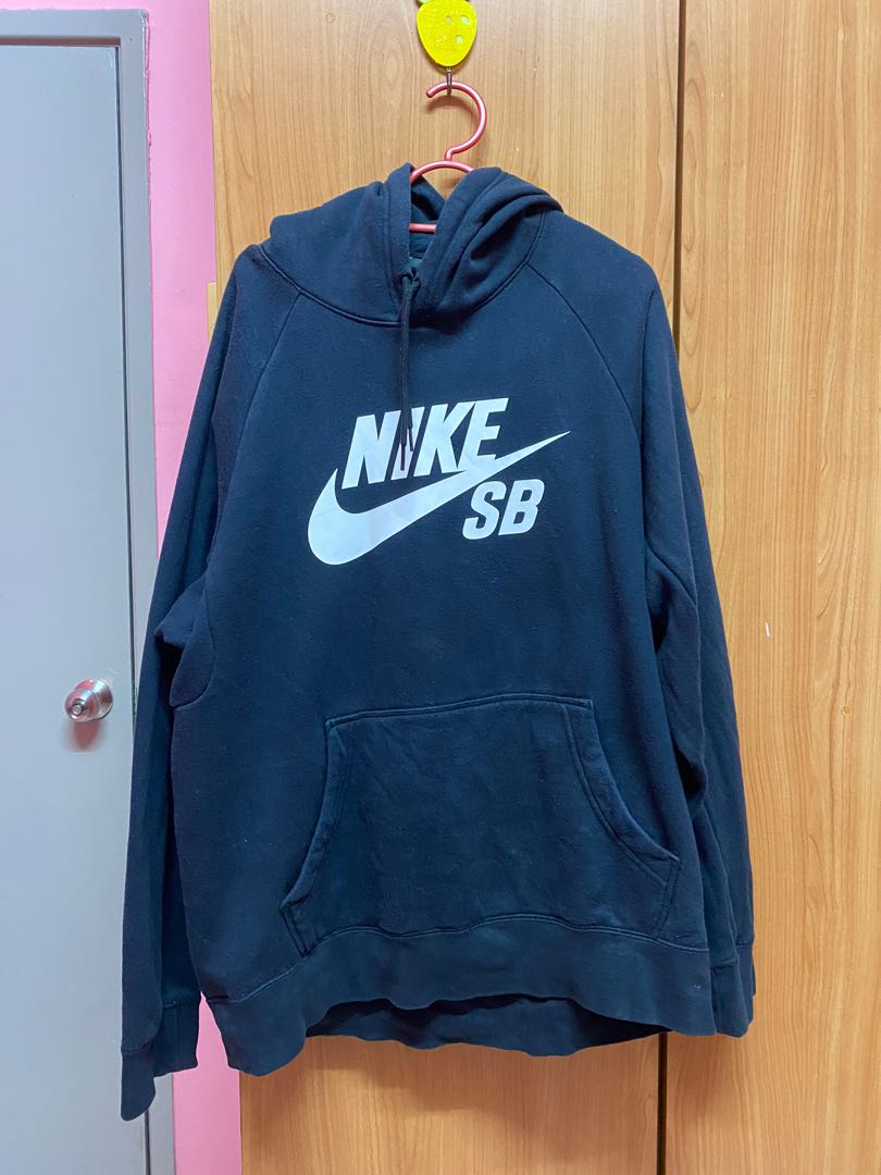 Nike sb hoodie Men s Fashion Tops Sets Hoodies on Carousell