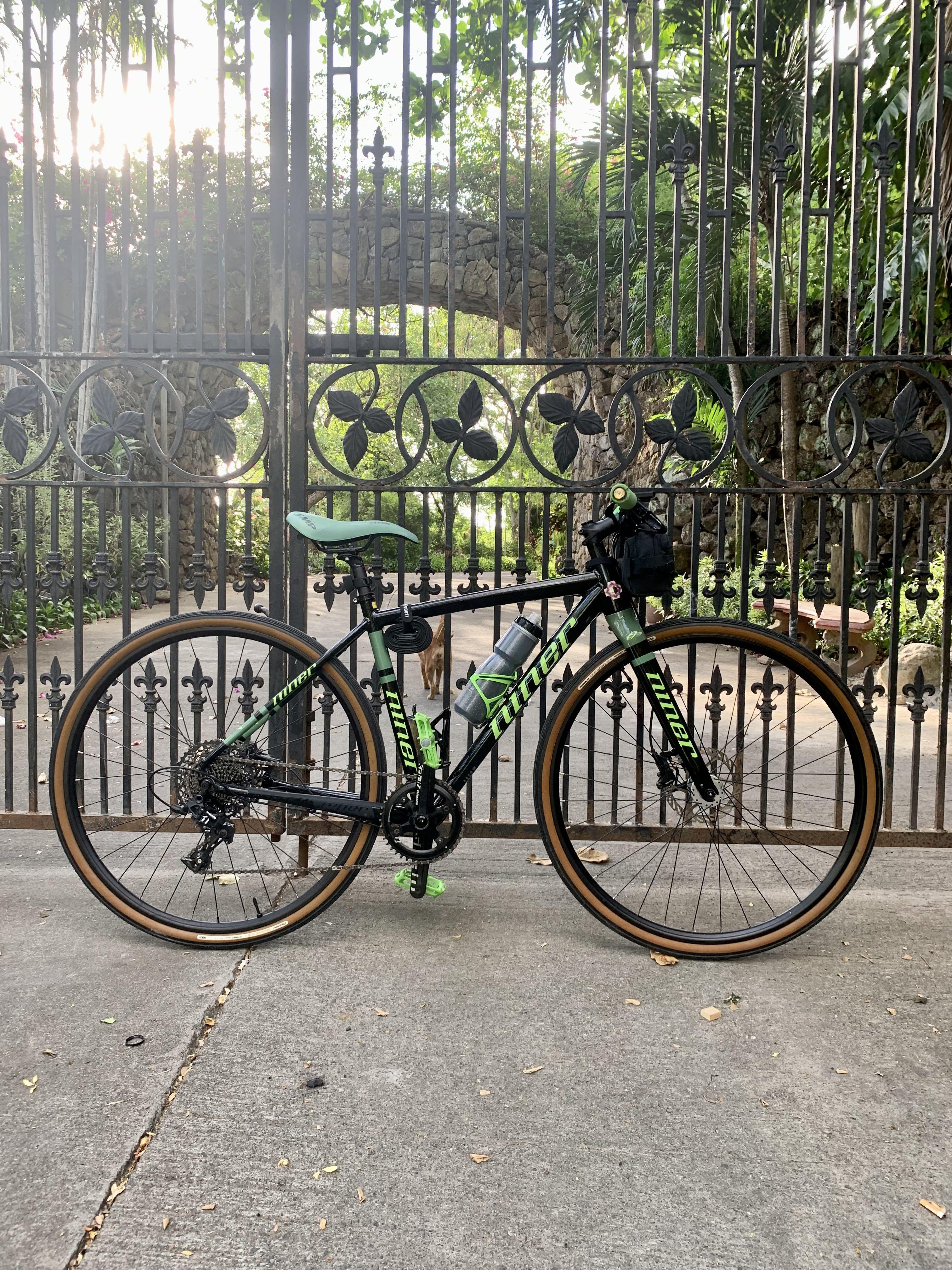 Niner RLT 9 Flat Bar Gravel Bike Sports Equipment Bicycles