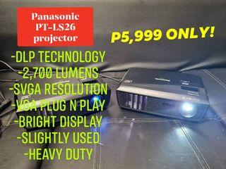panasonic projector DLP 2700 lumens bright display