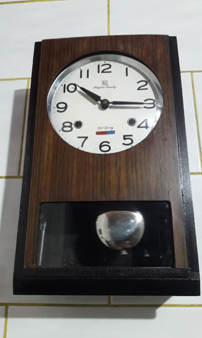 Pendulum clock 《 RHYTHM FAMILY 》 (Category: Clocks) located in Caloocan City. Submitted by great_2003 (Listing ID 1162534340, Image 2). Description: good running condition rhythm family 30 day made in japan complete accessory with key mechanical hand wind chime every 30 min. Hourly as is only wysiwyg.
