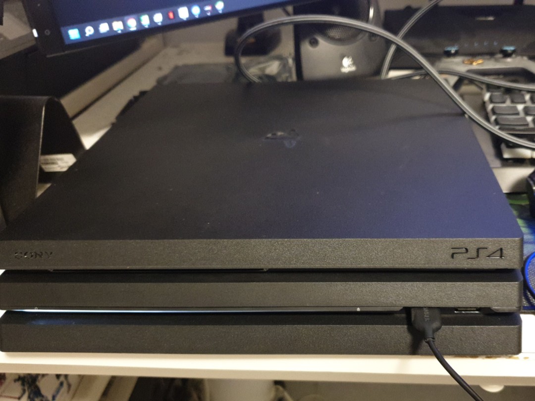 PS4 PRO 1TB (CUH7006B), Video Gaming, Video Game Consoles, PlayStation