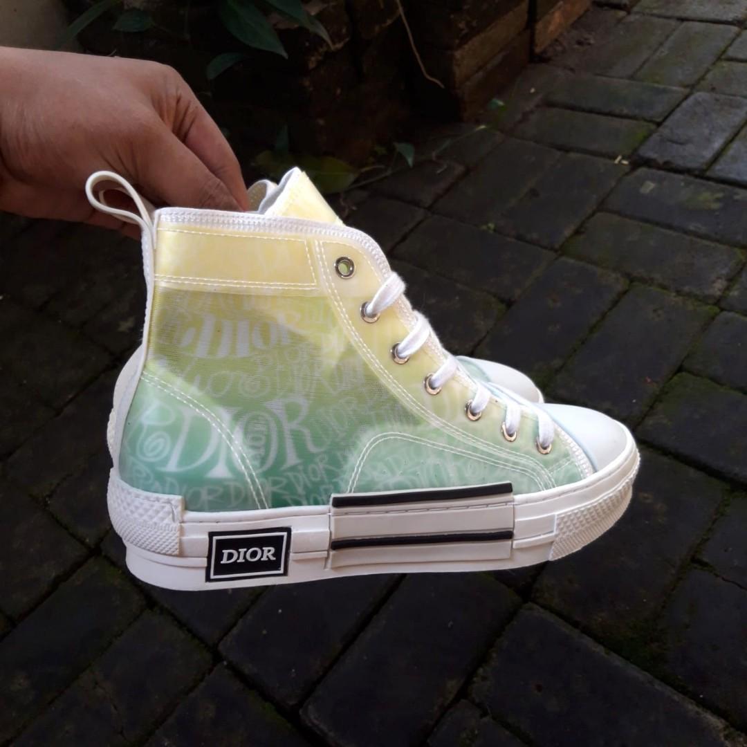 Harga sneakers dior original hotsell