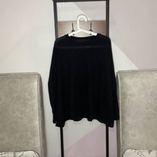 (Category: ) located in . Submitted by thriftwithaini (Listing ID 1162495847, Image 1). Description: .