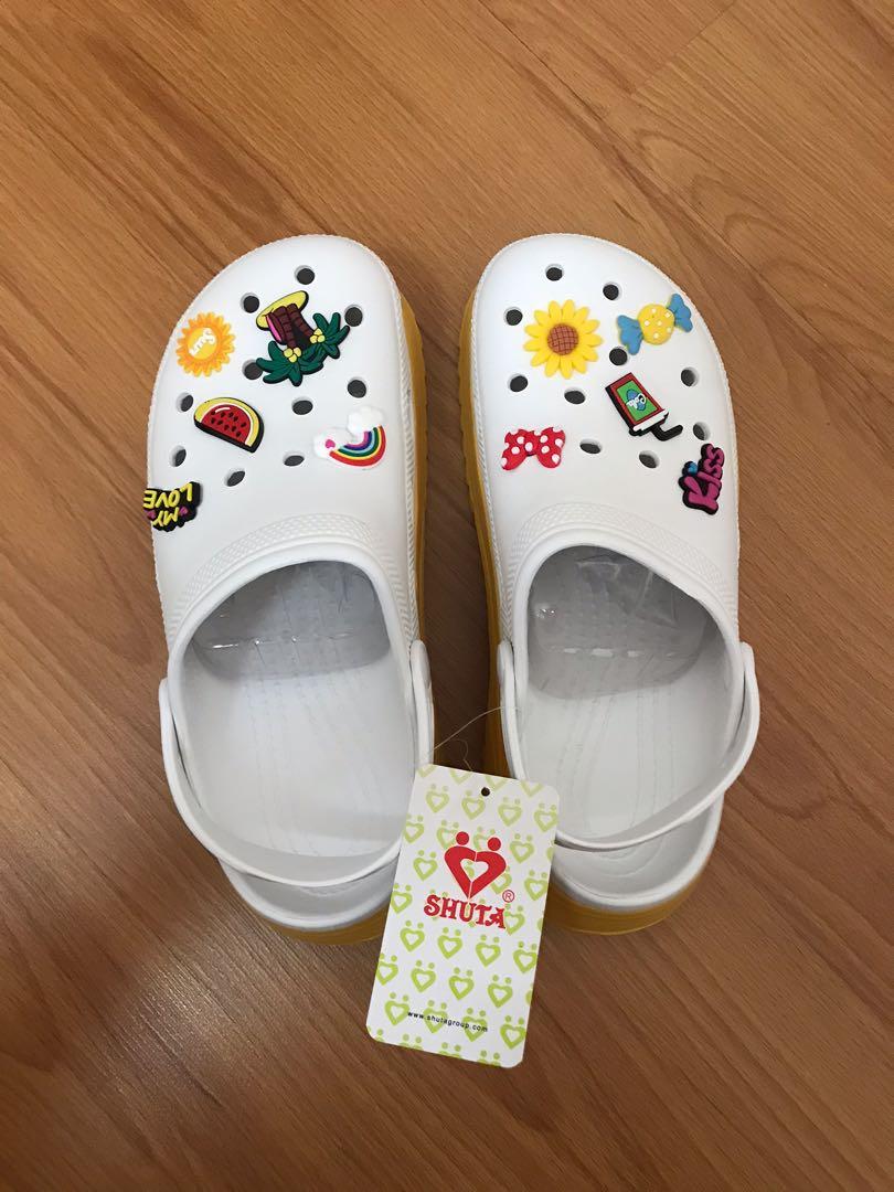 Shuta slippers deals price