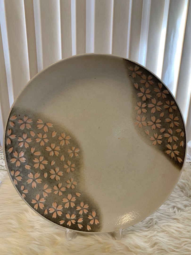 stoneware sakura serving plate (Category: Dinnerware & Cutlery) located in Calamba. Submitted by cur8d (Listing ID 1162496534, Image 1). Description: .