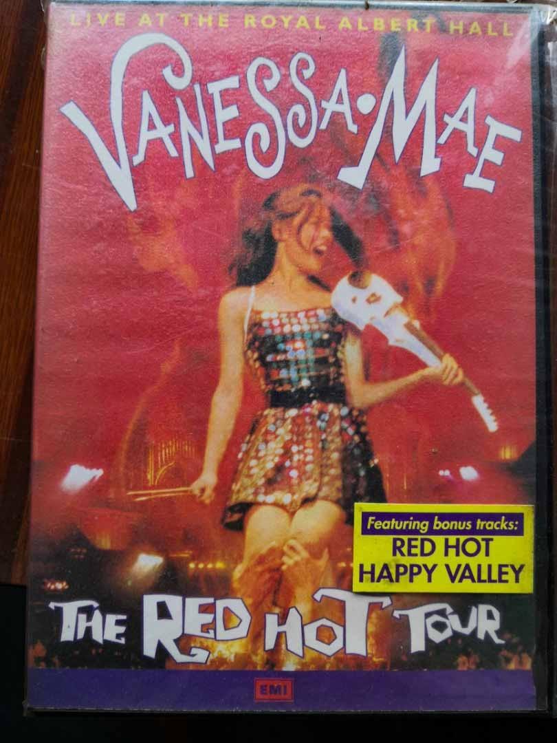 vanessa mae-the red hot tour live at the royal albert hall 國際小提琴家  陳美演奏會DVD美國版9成新保存良好