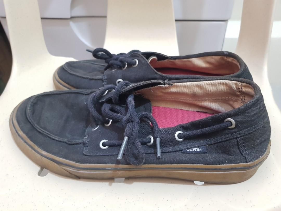 Vans (Category: Casual Shoes) located in Manila. Submitted by rahdnroll (Listing ID 1162514360, Image 3). Description: Original Vans In good condition Size 9.
