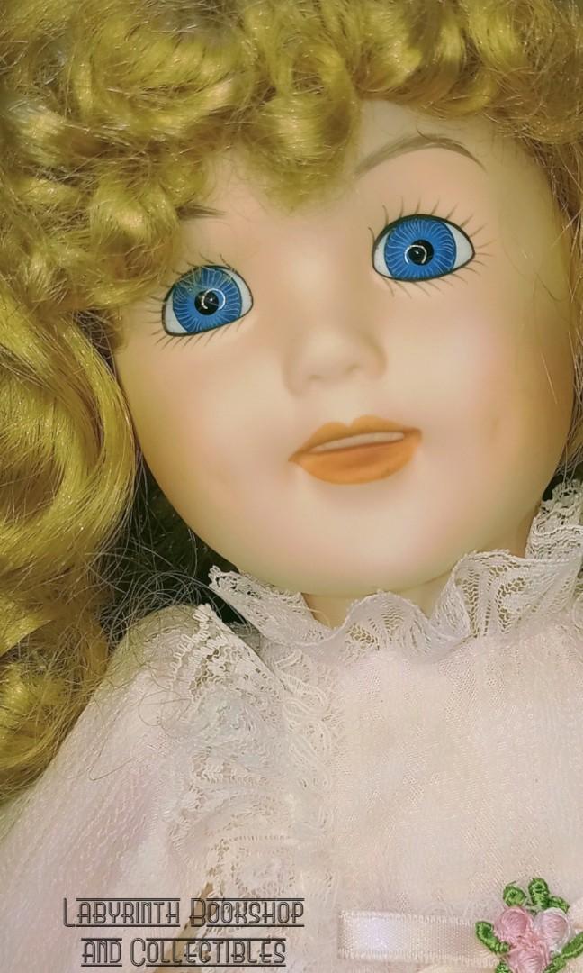 SALE‼️ Vintage 1980s Seymour Mann Collectible Porcelain Doll " Roseanne