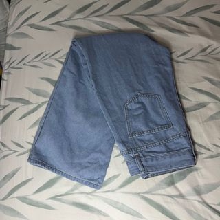(Category: ) located in . Submitted by thriftwithaini (Listing ID 1162491337, Image 1). Description: .