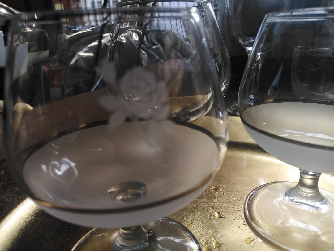 Wine glasses and Goblets (Category: Coffee & Tea Tableware) located in Marikina City. Submitted by jesus1smysavi0r (Listing ID 1162549054, Image 3). Description: .