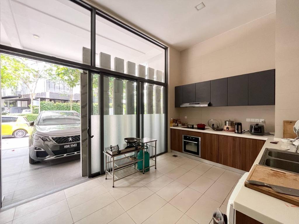 [WTS] 3 Storey Terraced The Mansions Park City Height, Property, For