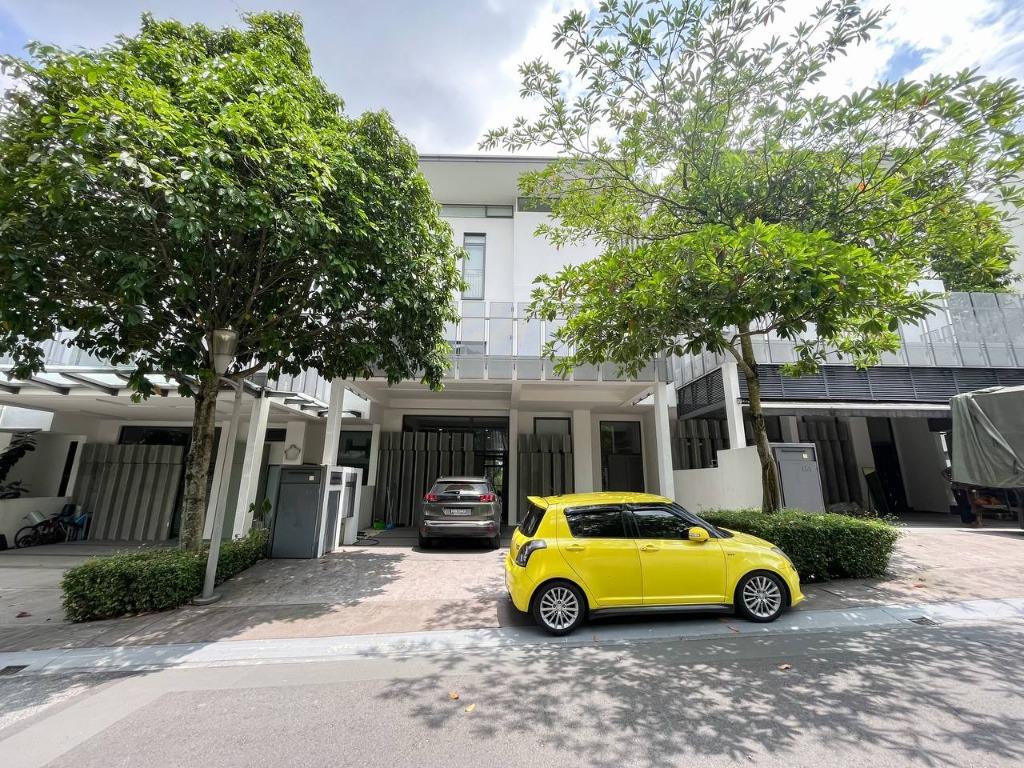 [WTS] 3 Storey Terraced The Mansions Park City Height, Property, For