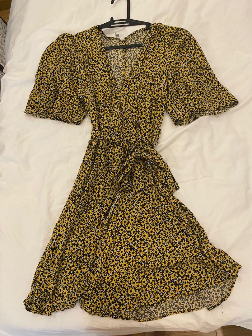 Zara sunflower wrap dress, Women's Fashion, Dresses & Sets, Dresses on