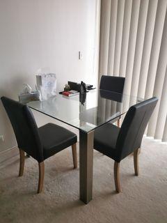 4 seat dining set