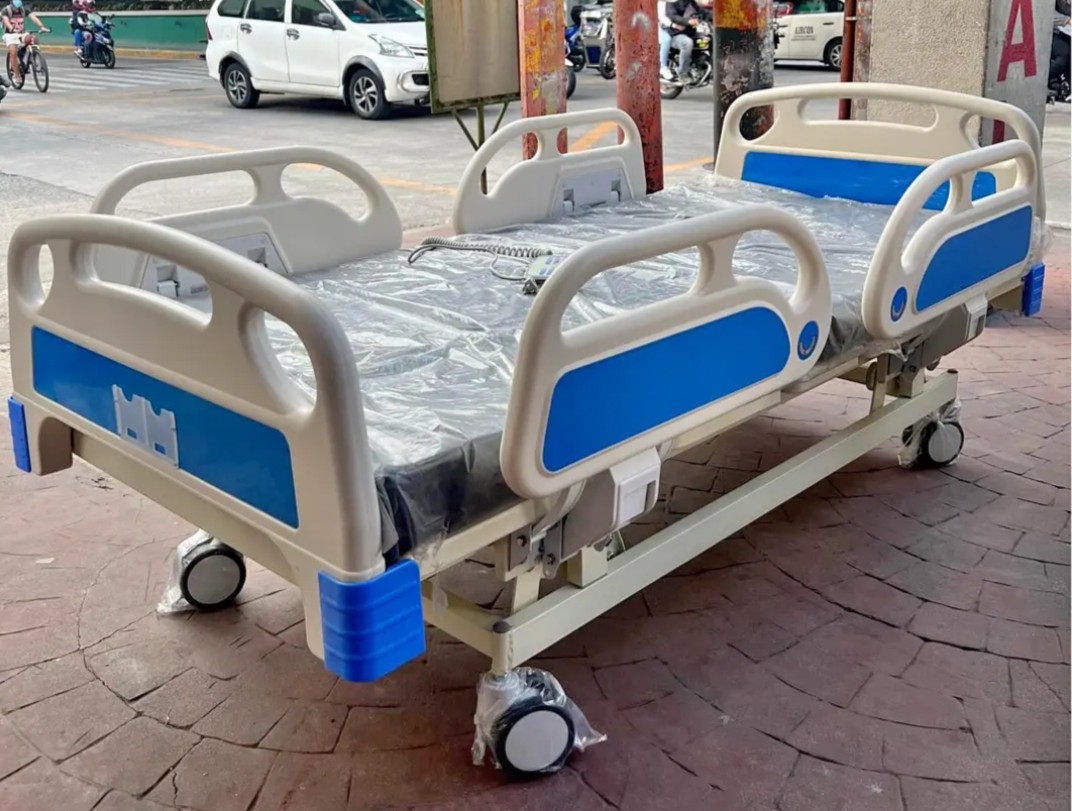 5 functions electric bed, Furniture & Home Living, Furniture, Bed