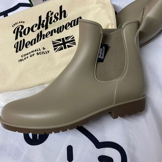 （分類：）位於 。 由 kannie.storeee 提交（商品編號 1162685409，圖片 1）。簡介： 。