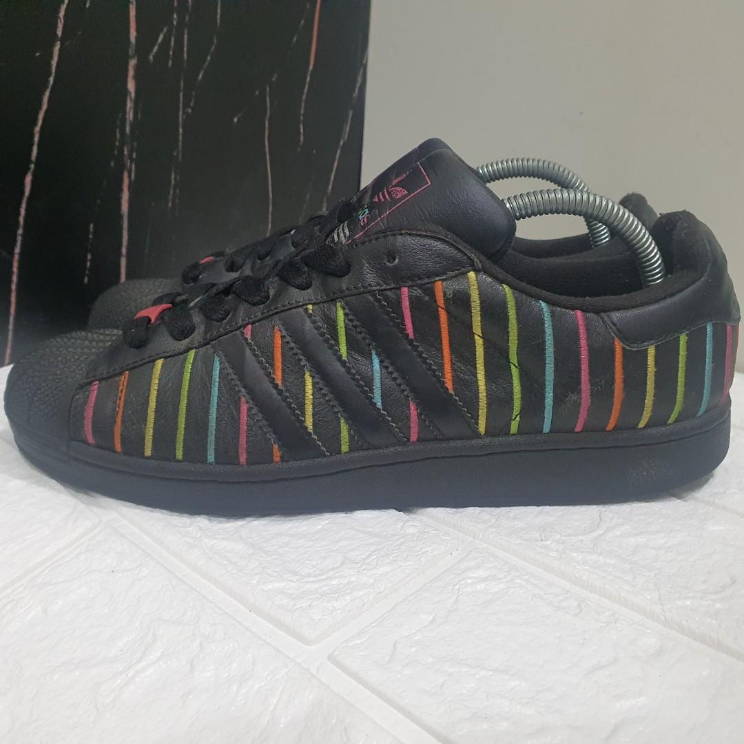 Adidas shop superstar tag
