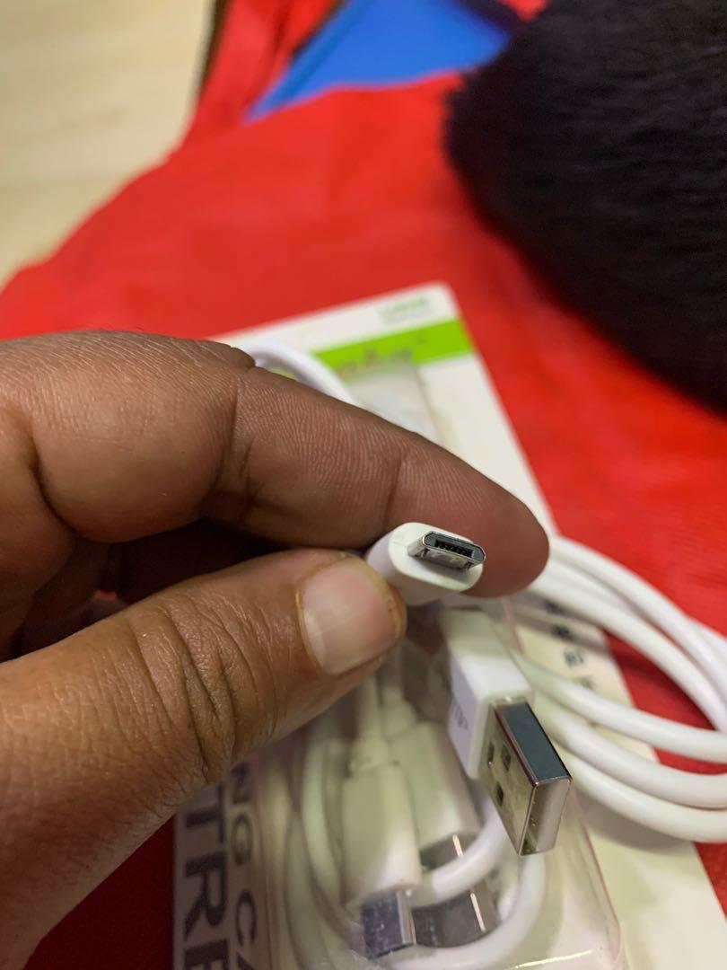 ALIBABA Micro USB cable (Category: Chargers & Cables) located in Manila. Submitted by sxam0512 (Listing ID 1162612933, Image 3). Description: ALIBABA MICRO USB cable 1 meter compatible for micro cable ports ANDROID phones samsung oppo huawei vivo xiaomi 65 pesos only for 3pcs pataas 80 for single purchase Location: QC Batasan Pick up or delivery OR PM for shopee link Text or viber @ 09302942644.