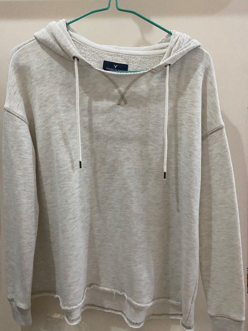 American Eagle Jacket Hoodie Womens XS (Category: Coats, Jackets and Outerwear) located in Quezon City. Submitted by ishdeclutters (Listing ID 1162621953, Image 1). Description: Size: XS but can fit up to M womens Condition: 9/10 Color: Beige.