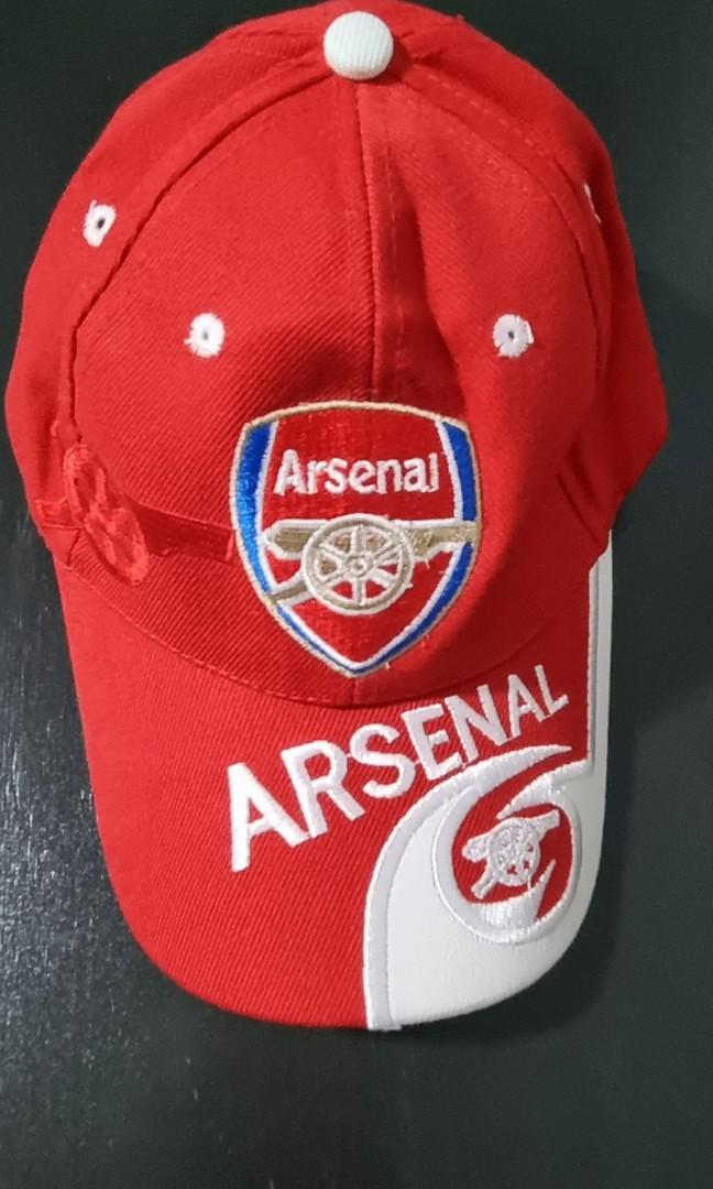 AFC Arsenal Official Football Crest Baseball Cap & Scarf Gift Set 