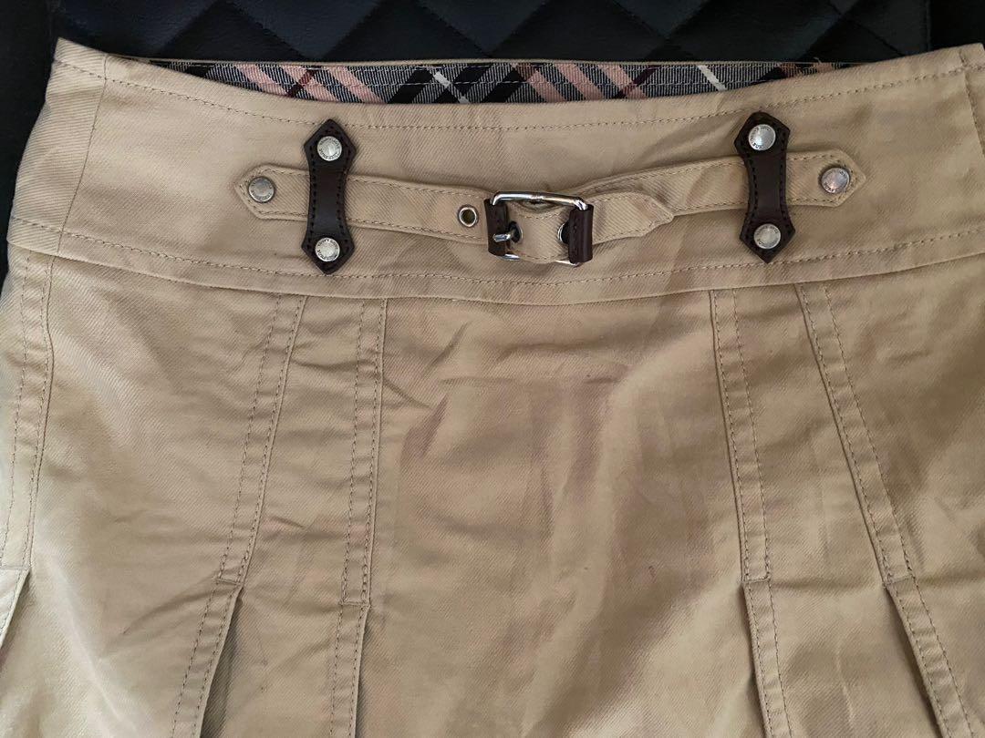 Burberry store 182 skirt