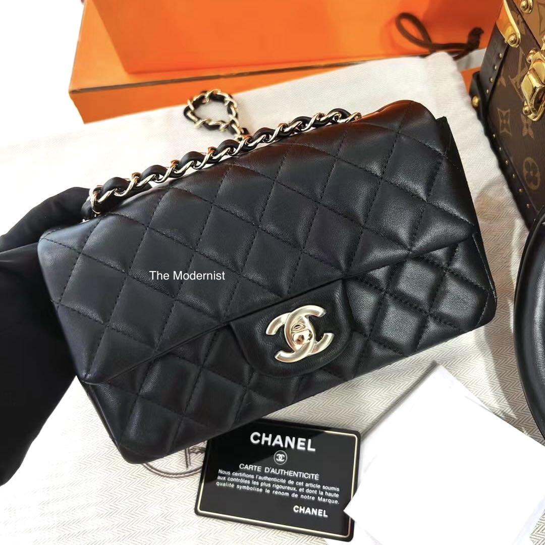 Authentic Chanel Mini Flap Bag Black Quilted Lambskin Light Gold Hardware  A69900 Y04059 94305