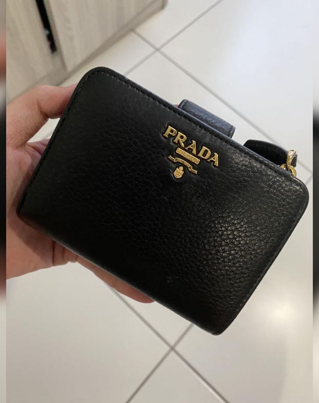 Authentic Prada wallet, Women's Fashion, Bags & Wallets, Wallets & Card  holders on Carousell