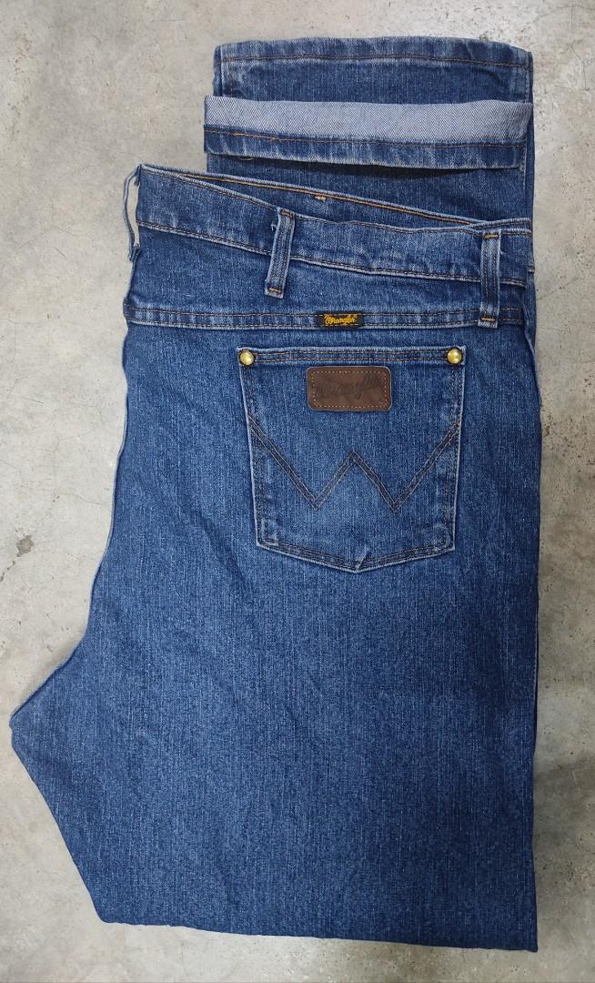 Big size Wrangler 44x34 blue jean, Men 