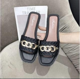 (Category: ) located in . Submitted by emriepreloved (Listing ID 1162725656, Image 1). Description: .