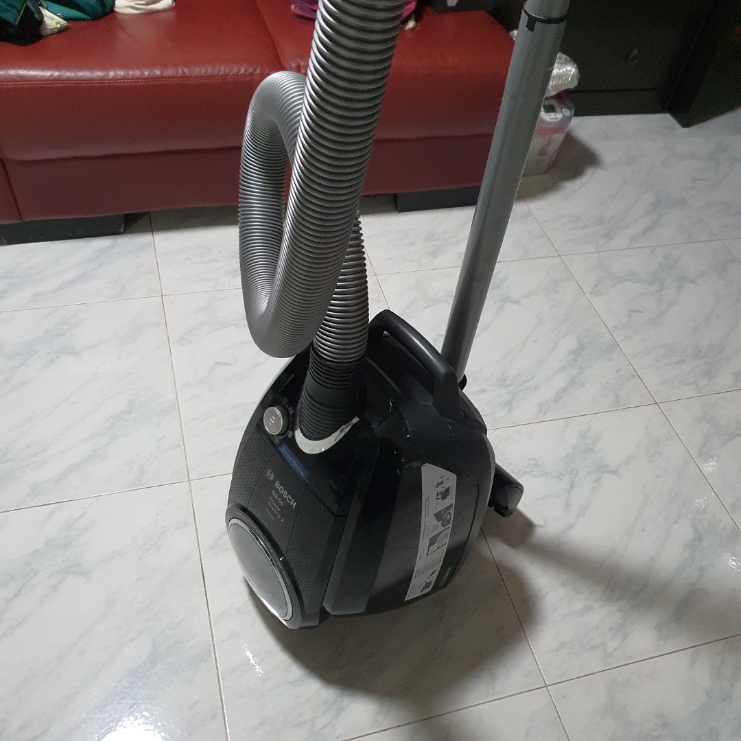 BOSCH GS50 VACUUM Premium, TV & Home Appliances, Vacuum Cleaner