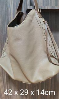 (Brand New) PU tote bag