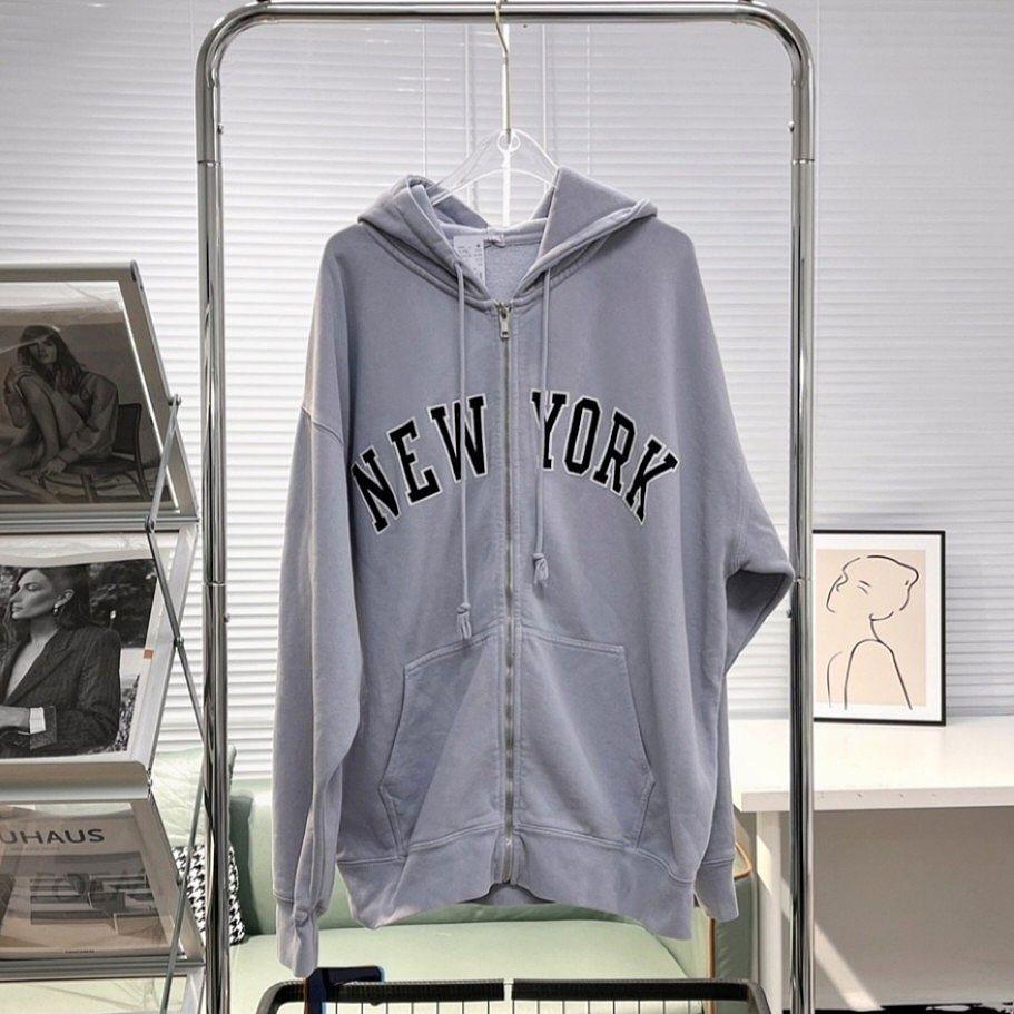 Carla New York Hoodie – Brandy Melville Europe