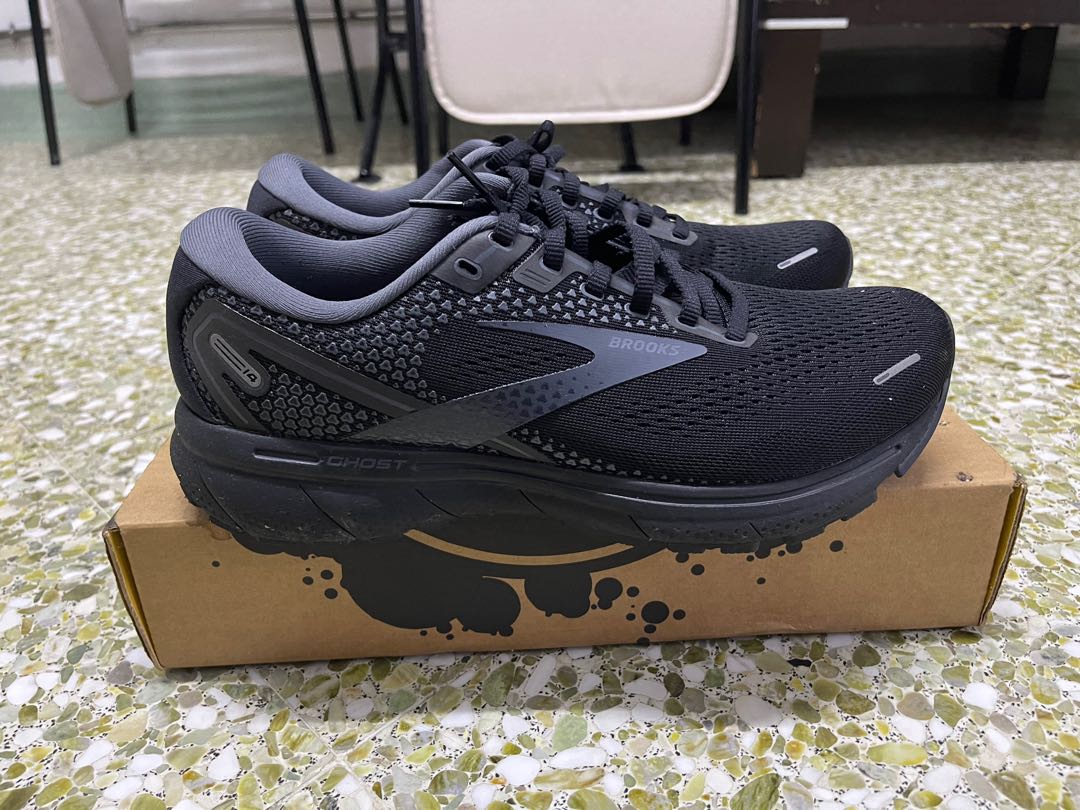 brooks ghost size 7.5