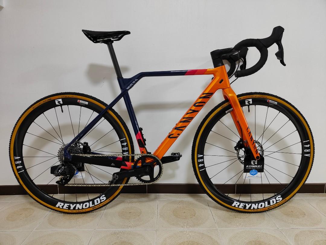 Canyon inflite cf sl 2025