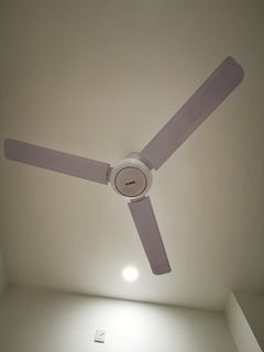 (Category: ) located in . Submitted by hyng87 (Listing ID 1162693756, Image 1). Description: .