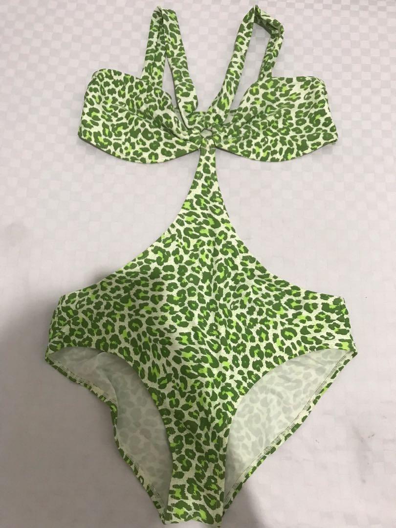 Cocobana one piece (Category: Bikinis & Swimsuits) located in Cavite. Submitted by hyunxine (Listing ID 1162718697, Image 1). Description: XL 38 SIZE 80% NYLON 20% ELASTHANE.